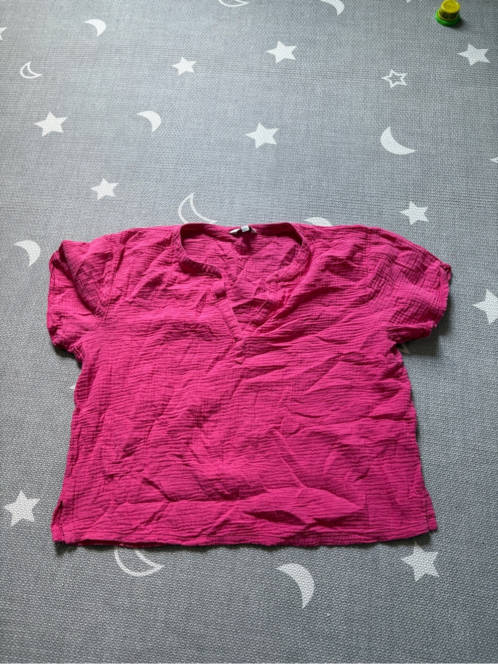 Lucky Brand Hot Pink Crinkle V-Neck Top